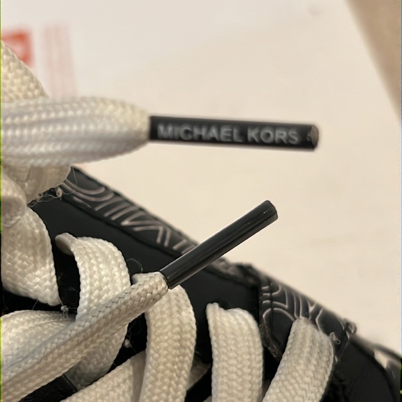 MICHAEL Michael Kors Billie Trainer Sneaker - Picture 11 of 11